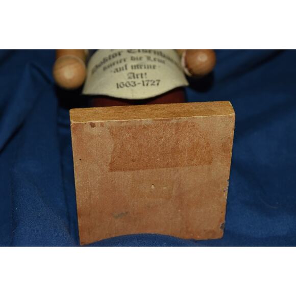 Steinbach Erzgebirge "Doktor Eisenbarth" (READ/SEE PHOTOS) Nutcracker Germany - Picture 9 of 9